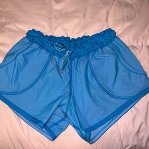 RETRO LULULEMON HOTTY HOT SHORTS